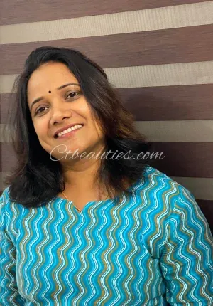 Anamika GIRL WHATSAPP NUMBER LOW PRICE TRUSTED JAMNAGAR CALL GIRLS Photo 1 of 8
