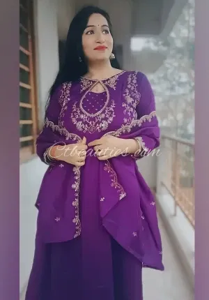 Anita ahmedabad  Independent Call Girls Photo 2 of 2