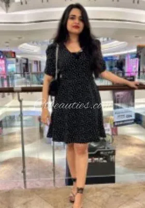 Anjana Kashyap Anjana Kashyap full Photo 2 of 3