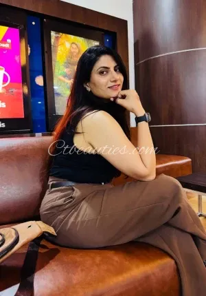 Anushika girl  Full Night Call Photo 2 of 2