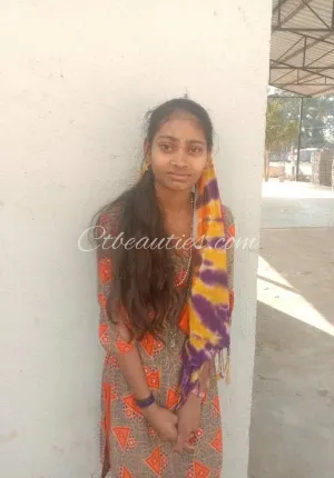 Avantika yadav  Avantika yadav is Photo 6 of 7
