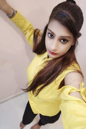 Sonam Mathura College model Photo 1 of 1