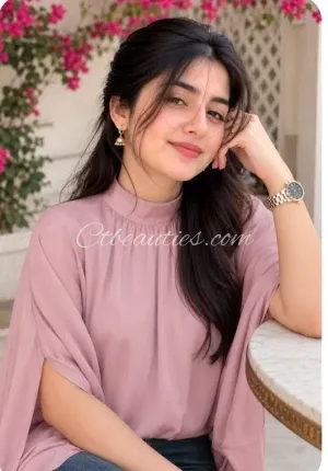 Call girls in rajapeth Aliya Photo 1 of 4
