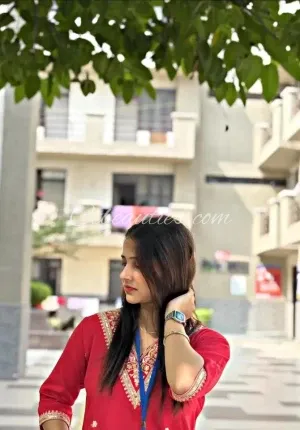 Call girls naina escort service available  CASH payment ❤️9234708449 Photo 2 of 3