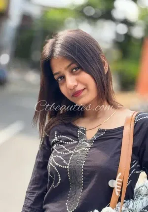 Call girls priya escort service model ❤️9234708449 ONLY CASH Photo 1 of 3