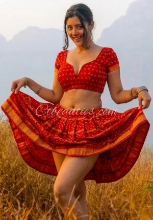 Desi kajal agarwal college girl hot service in ind Bhubaneswar GIRL❤️ 95080//77314 Photo 3 of 3