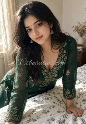 Divya Mahmoorganj  Mahmoorganj ❤️Call Girl Photo 2 of 3