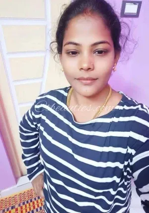 Escorts Servcie Devika Sharma AIRPORT SAKINAKA CALL Photo 1 of 3