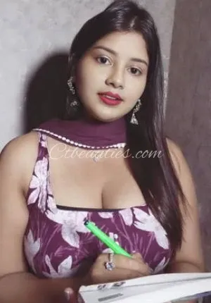 Gaytri yadav  Verify ✅ Trusted Photo 2 of 5
