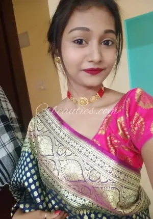 Gaytri yadav  Verify ✅ Trusted Photo 4 of 5