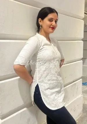 Gori girl  Sapna ahmedabad call Photo 2 of 3