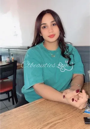 Hey! Available for Shreya  Hey! Available for Photo 1 of 4