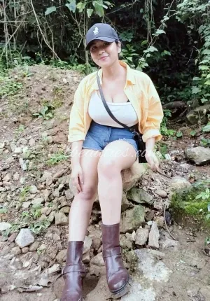 I Am Aishwarya Cam Show & Real Meet 9835122487📞 Malad Call Girls Photo 9 of 12