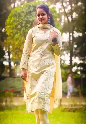 Junagadh girl  premium Independent Escort Photo 1 of 2