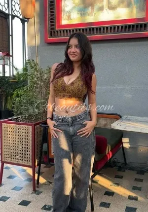 Kajal Agarwal   Singh  all types delivery service  Kajal Agarwal Singh Photo 4 of 10
