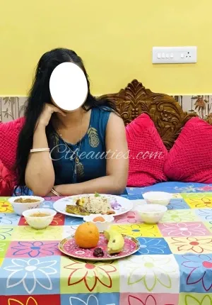 KANPUR GIRL WHATSAAP NUMBER COLLEGE  SWAROOP NAGAR CALL Photo 3 of 5