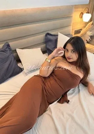 Khushi Gupta Marol In  Escorts Service 9835122487 📞  My name Photo 13 of 14