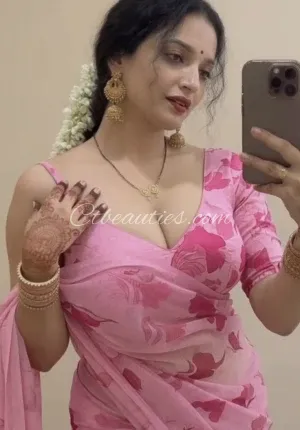 Komal call girl escort service contact me anytime  Naini CALL GIRL Photo 3 of 4