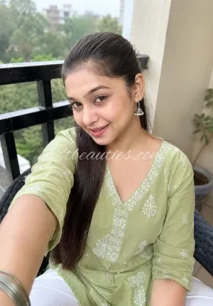 Komal escort  Call me Low Photo 3 of 3
