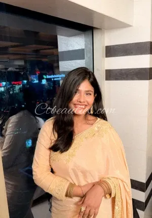 ALLAHABAD CIVIL LINES LOW PRICE TRUSTED NAINI CALL GIRL Photo 1 of 8