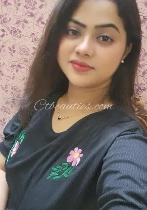 Laxmi new model independent college girl housewife Neha beutiful sexy Photo 1 of 2