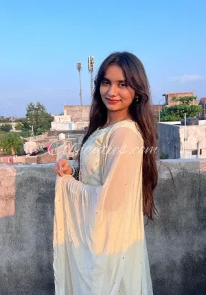 Miss kavya gupta  BATHINDA ESCORT SERVICE Photo 2 of 2