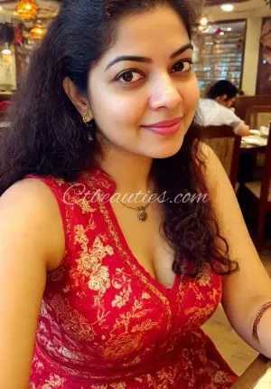 Miss khushboo Kumari DOMLUR CALL GIRL Photo 1 of 2
