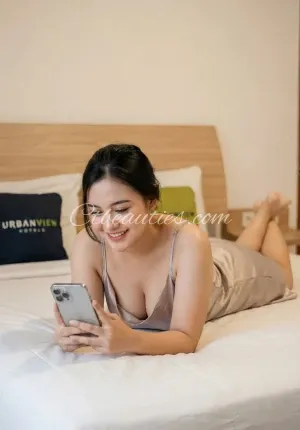 Miss sonam sharma  VARANASI CALL GIRL Photo 2 of 2
