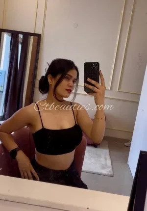 Mona Singh  rajput fix rate full service ginune  Mona Singh rajput Photo 3 of 7