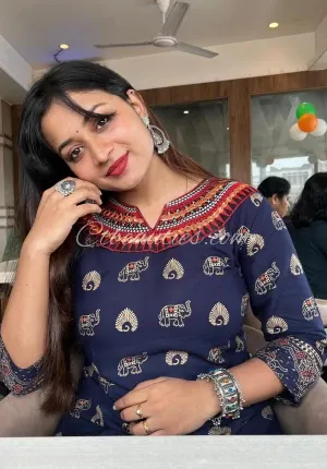Moni city vip call girl  Nisha 𝟳𝟱𝟰𝟰𝟬𝟱𝟰𝟵𝟯𝟮 city Photo 2 of 4