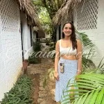 Moniiiiii guarantee same girl Photo 1 of 4 thumbnail