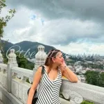 Moniiiiii guarantee same girl Photo 1 of 4 thumbnail