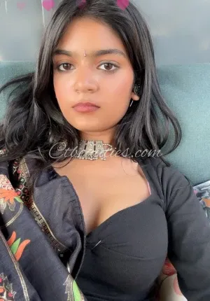 Monika Singh beautiful college girl  💸💸 DIRECTLY 𝐂𝐀𝐒𝐇-⫷⫸HAND🍁 Photo 3 of 4