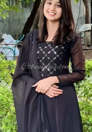 Most beautiful sikandrabad Priya  SIKANDRABAD CALL GIRL Photo 6 of 6