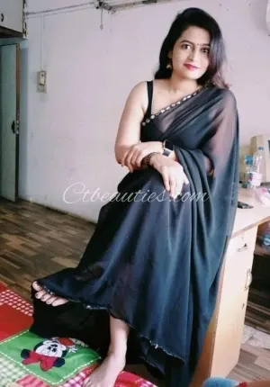 Muskan Sharma beautiful girl provide serviceyt Muskan call girl Photo 4 of 4