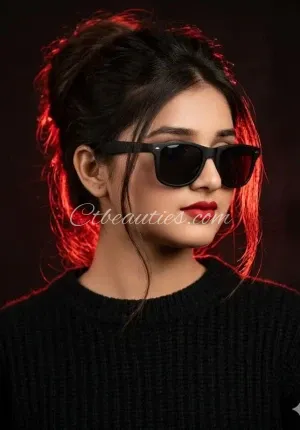 Naina  Runa is very Photo 3 of 6