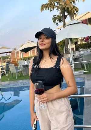 Neelam srivastav Hot sexy' full service  Neelam Sharma hot Photo 3 of 7