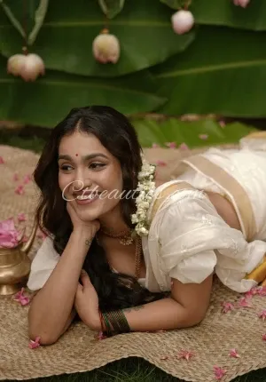 Neha Sharma Escorts Service 24Hr  Andher East Premium Photo 4 of 11