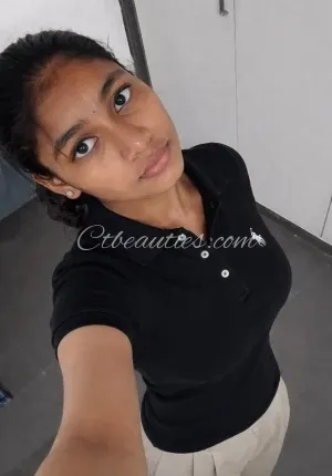 Nidhi   pinky  Pinky  very Photo 1 of 5