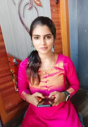 Nidhi thakur  Nagpur CALL GIRL Photo 1 of 2