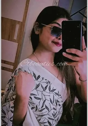 Nikita Sharma Solanki best VIP genuine Call girl  Low cost unlimited Photo 3 of 3