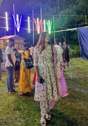 Nisha ONLY HAND TO HAND CASH EDUCATED INDIAN RUSSIAN GIRLS NO BOOKING AMOUNT Nisha 𝟳𝟱𝟰𝟰𝟬𝟱𝟰𝟵𝟯𝟮 ONLY Photo 3 of 4