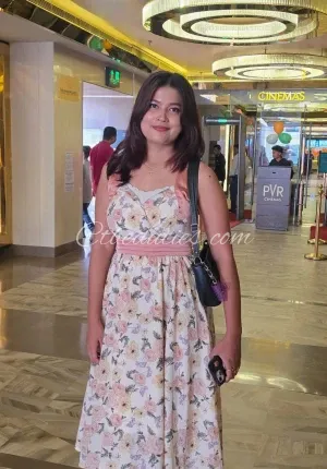 Nisha The Real INDEPENDENT GIRL in Town Is back 😍 Nisha 𝟳𝟱𝟰𝟰𝟬𝟱𝟰𝟵𝟯𝟮 The Photo 4 of 4