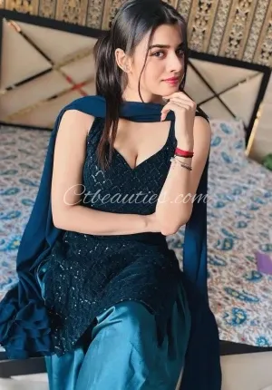 Payal kumari HOT AND SEXY Photo 1 of 3