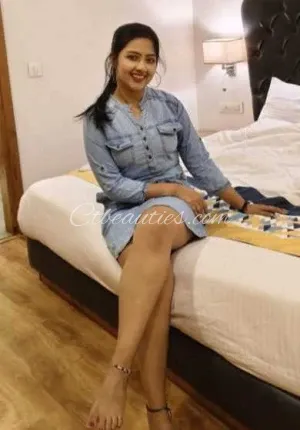 Pooja Kumari new sexy model Ahiwara new model Photo 1 of 3