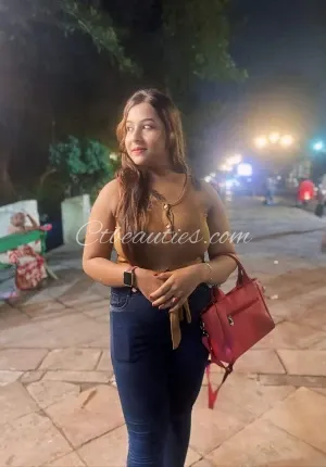 Pooja Patel Pooja Kumari escort Photo 1 of 3