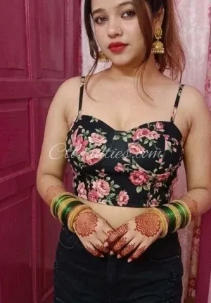 Popular call girls in solapur  Amisha tawde Photo 4 of 4
