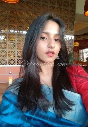 Puja singh call girl  DURG CALL GIRL Photo 1 of 2
