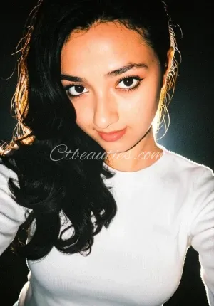 Purvi Patel beautiful profile and genuine call gir Now available and Photo 2 of 4