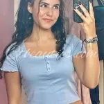 Rani Singh beautiful college girl Hii profile girl Photo 1 of 4 thumbnail
